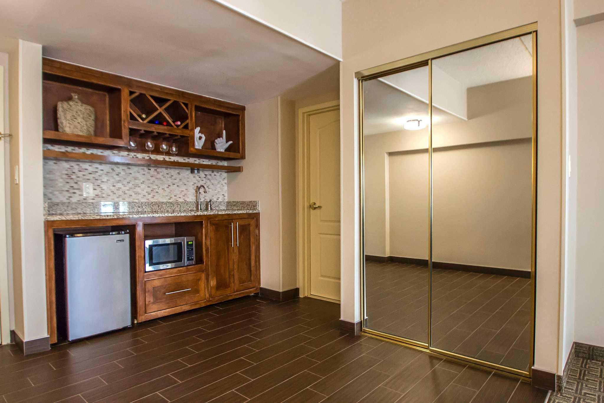 コンフォート スイーツ アット ウッドブリッジ 写真