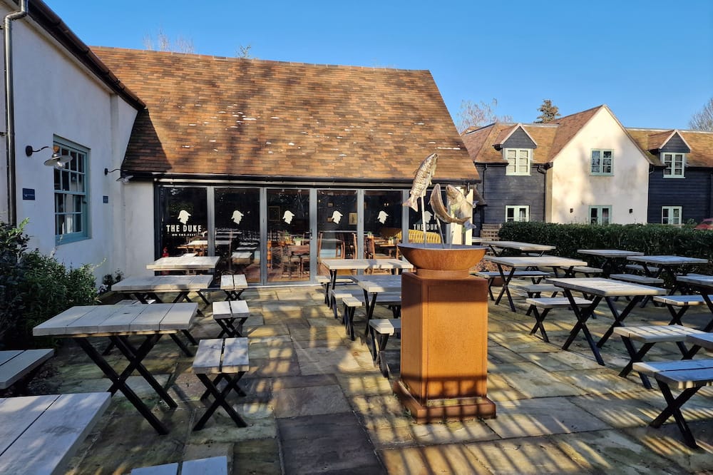 デューク オン ザ テスト 写真