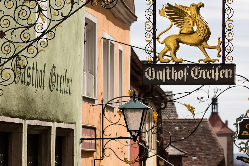 ホテル ガストホフ ゴールデナー グライフェン 写真