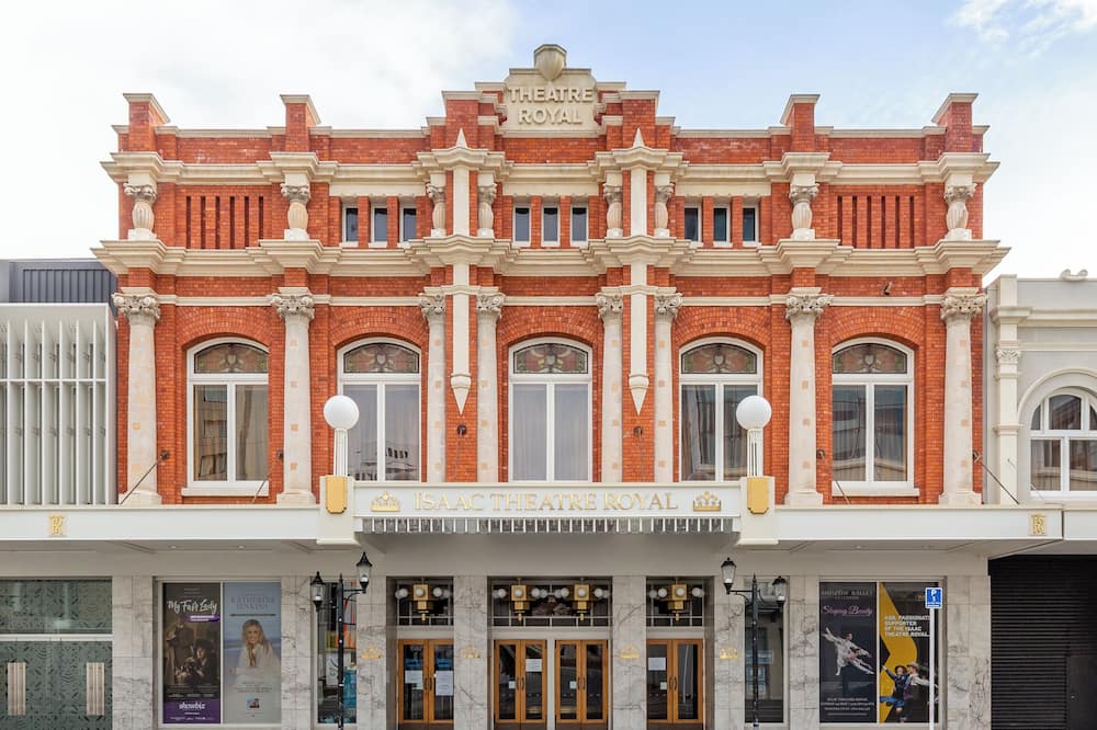 ラマダ スイーツ バイ ウィンダム クライストチャーチ シティ 写真