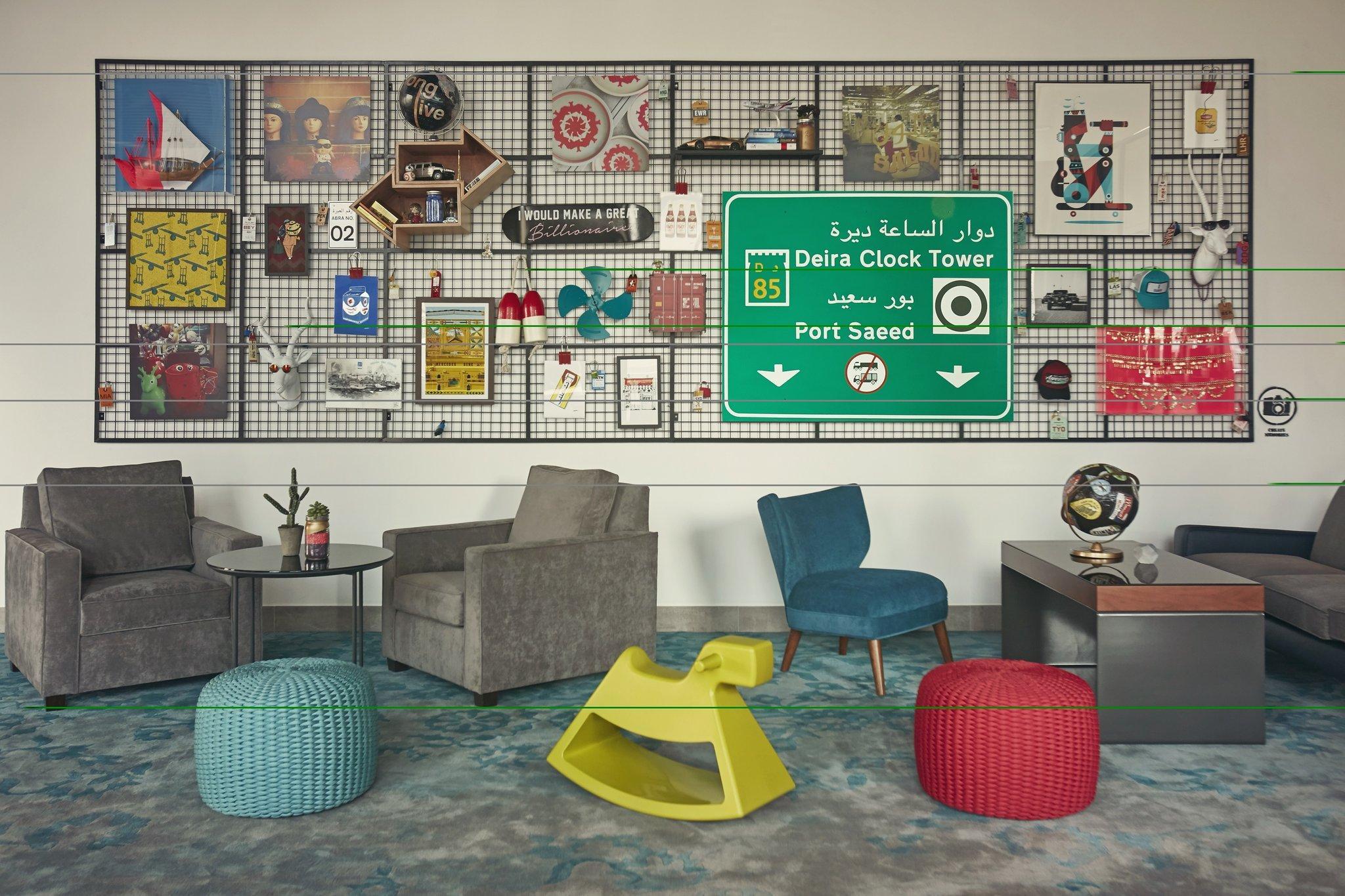 ローブ シティ センター デイラ 写真