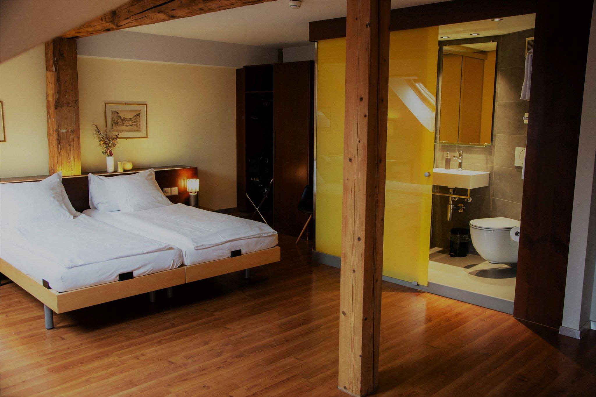 ゴールドナー シュルセル 写真