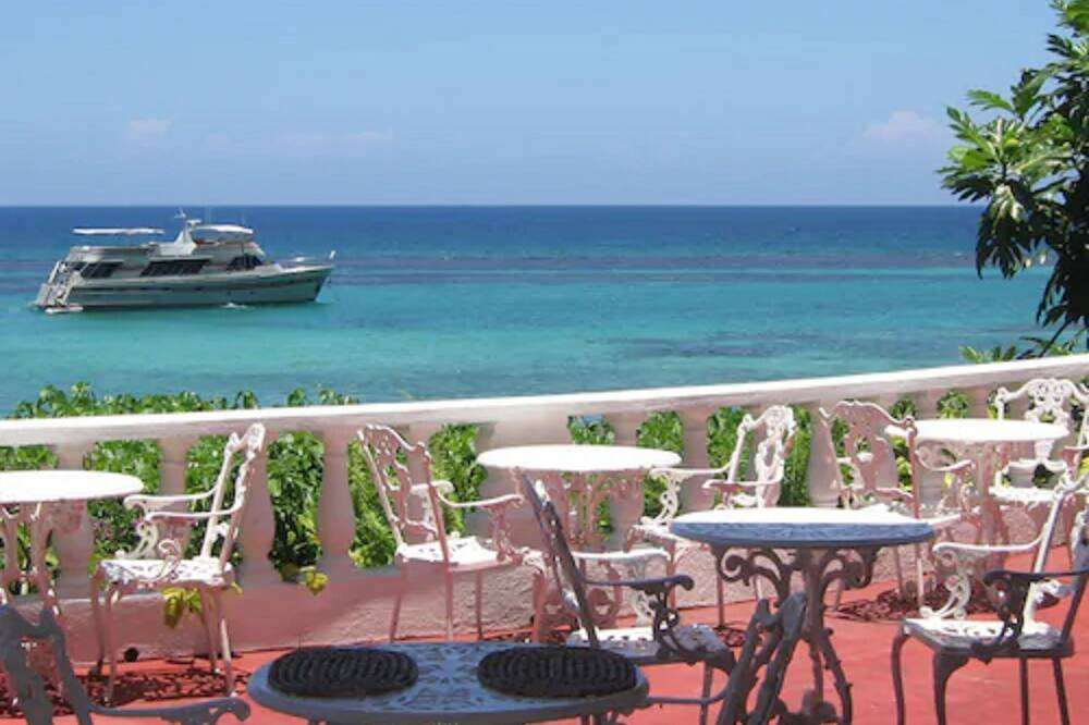 シルバー シーズ ホテル 写真