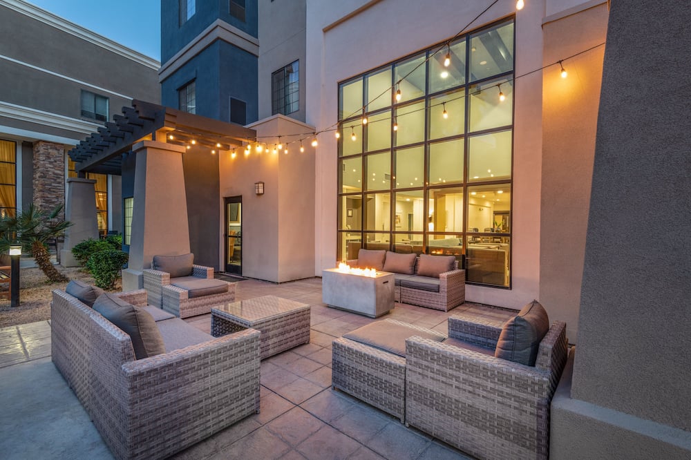 Staybridge Suites Phoenix-Glendale By IHG 写真