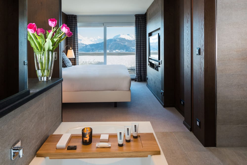 クラン アンバサダー 写真