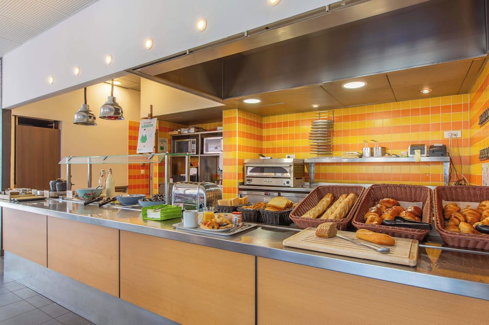 B&B HOTEL Chartres Centre Cathedrale 3 etoiles 写真