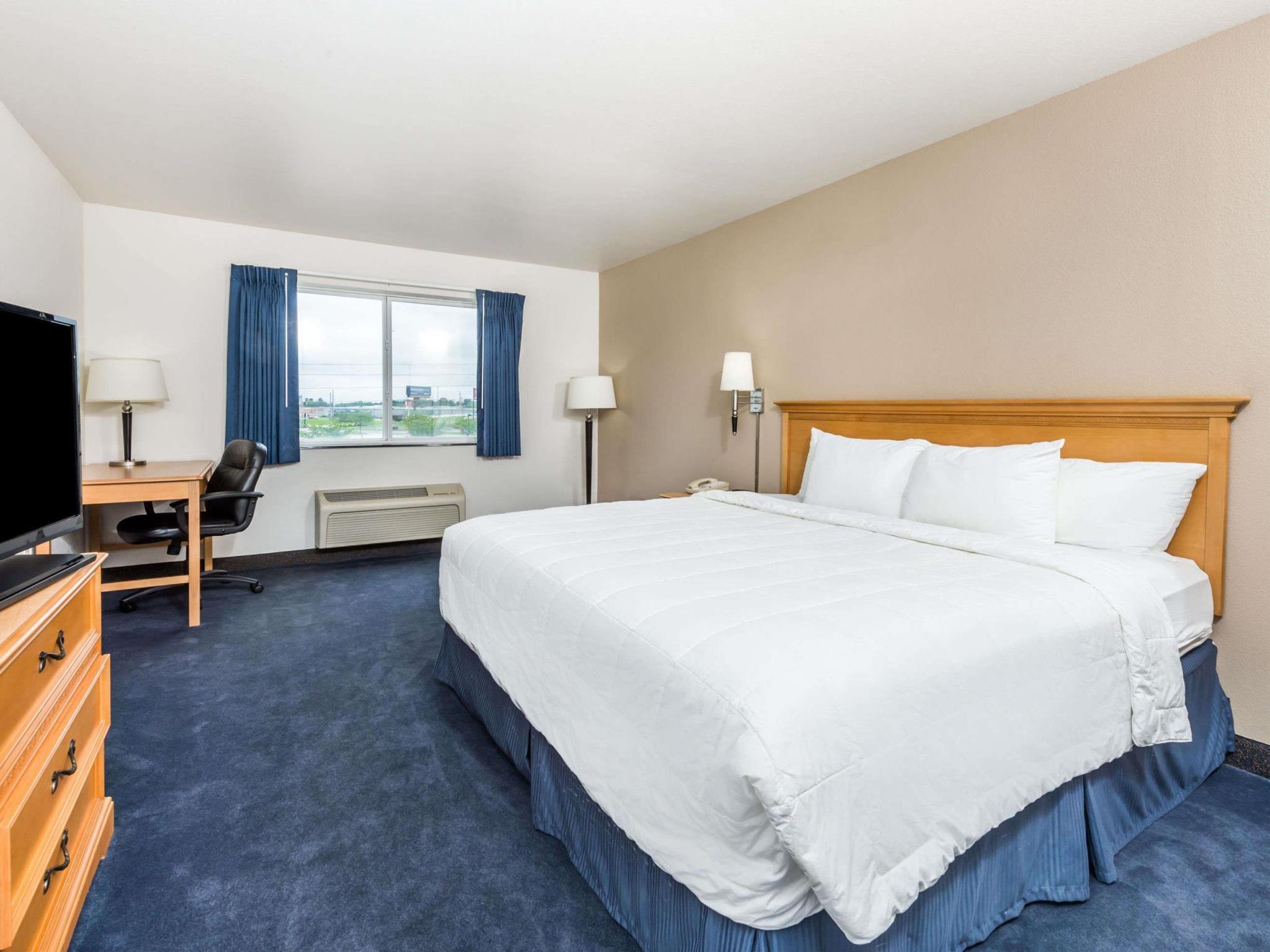 ベイモント バイ ウィンダム インディアナポリス ノースイースト 写真