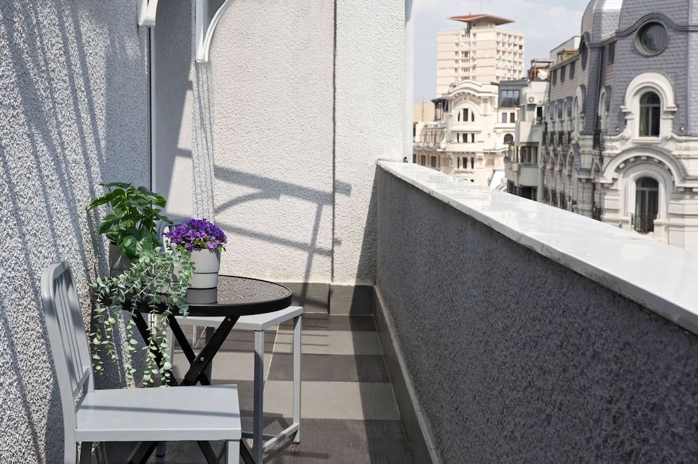 ゼウス エッセンス ブカレスト セントラル 写真