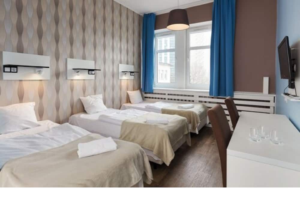 ホテル トラフィック ポズナン スタレ ミャスト 写真