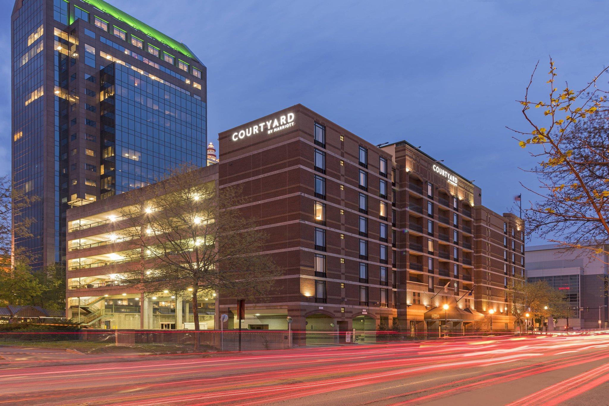 Courtyard by Marriott Louisville Downtown 写真