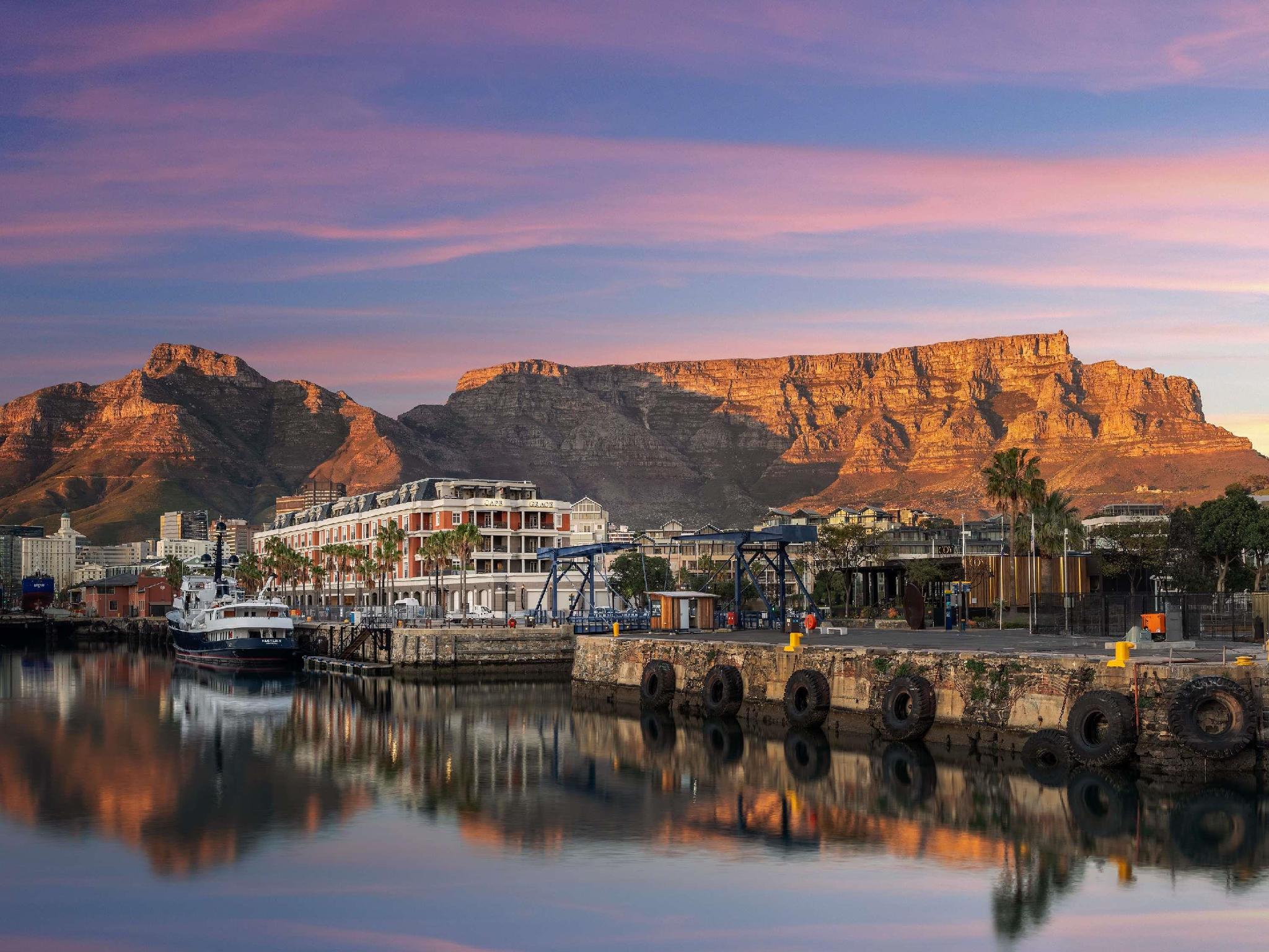Cape Grace, A Fairmont Managed Hotel 写真