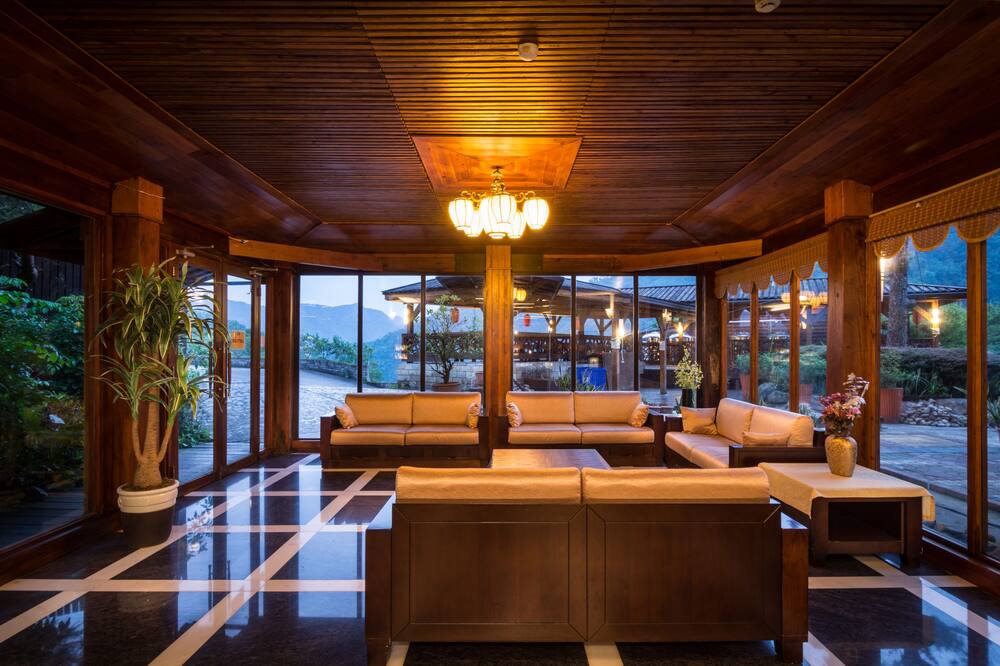 ウーライ スンリュ スプリング リゾート 写真