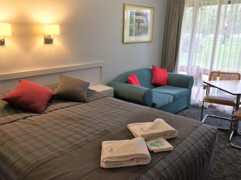 タウン アンド カントリー モーター イン フォーブス 写真