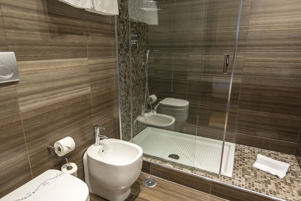 ローマ エアポート ホテル フィウミチーノ 写真