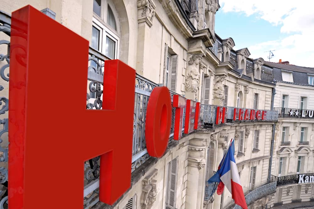 ホテル ドゥ フランス 写真