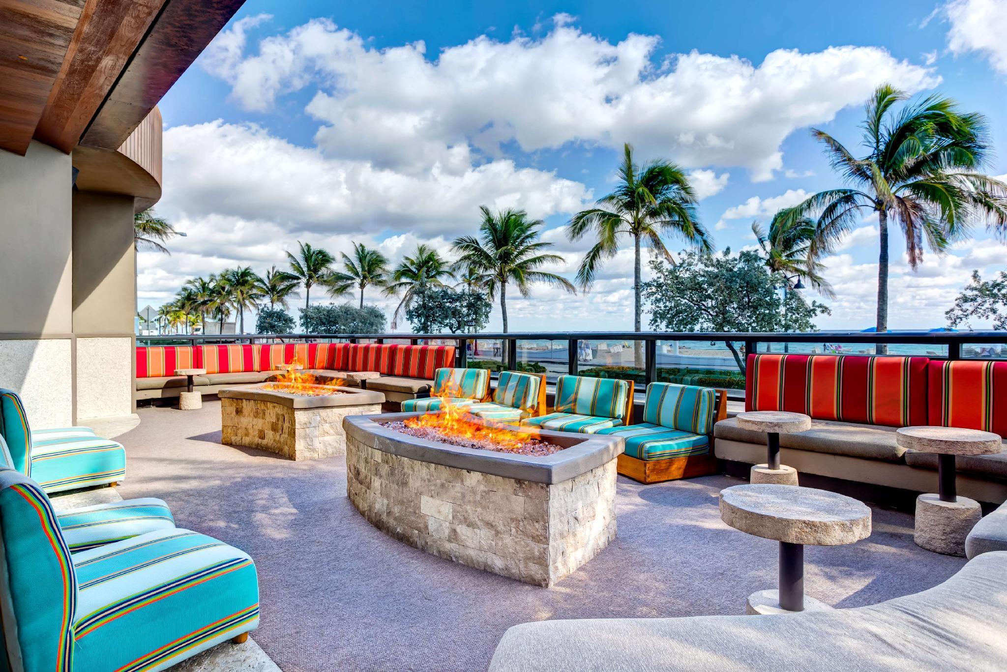 ビーチ ハウス フォート ローダーデール ア ヒルトン リゾート 写真