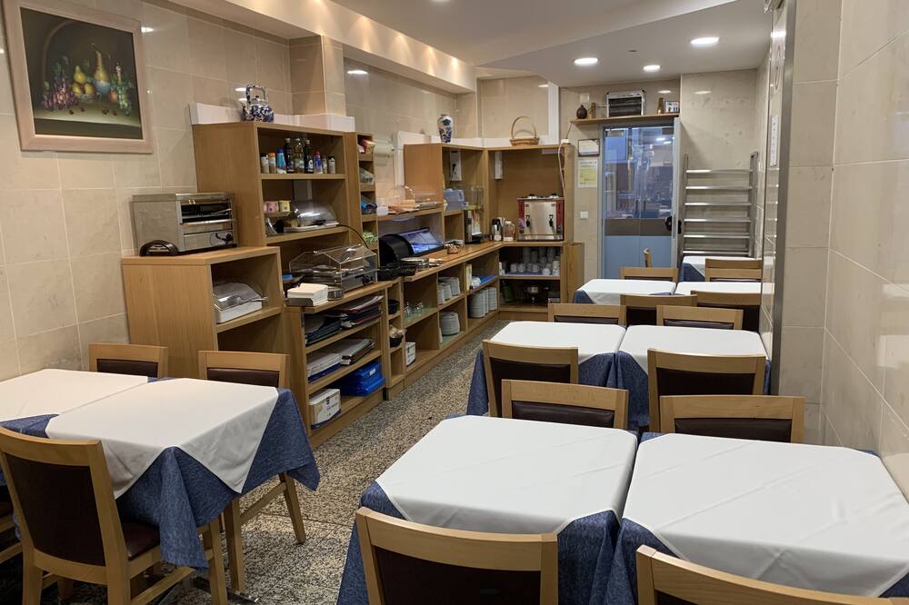 ホテル ド シレ 写真