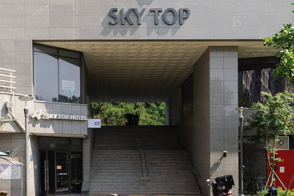 Skytop Hotel Incheon Airport 写真