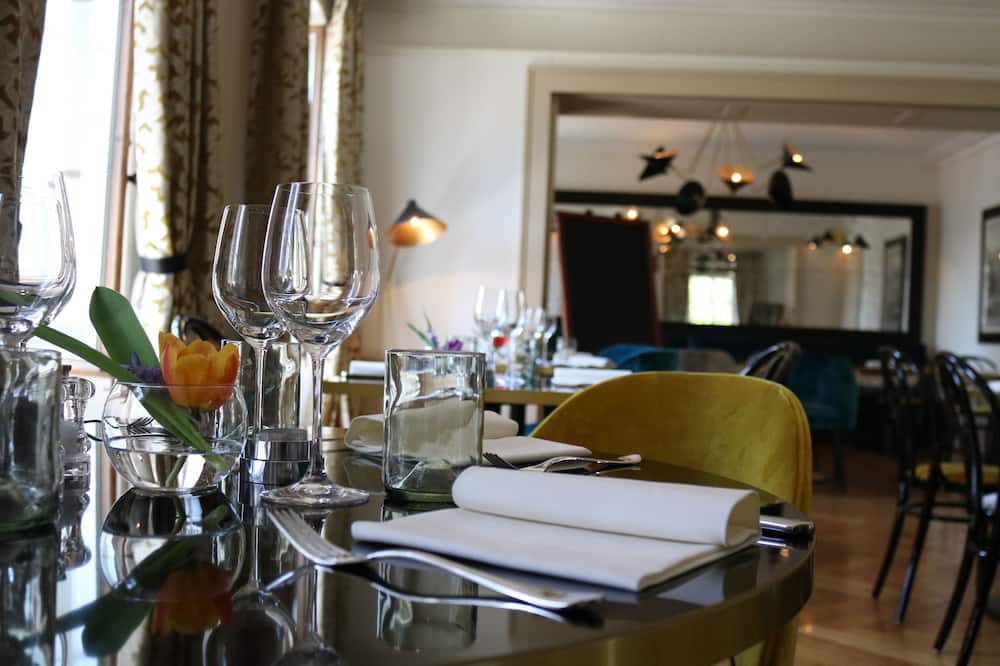 オステルリー ル プチ マノワール 写真