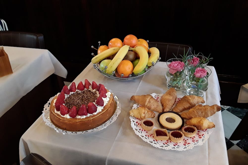 ペンシオーネ アッカデーミア ヴィッラ マラヴェージェ 写真