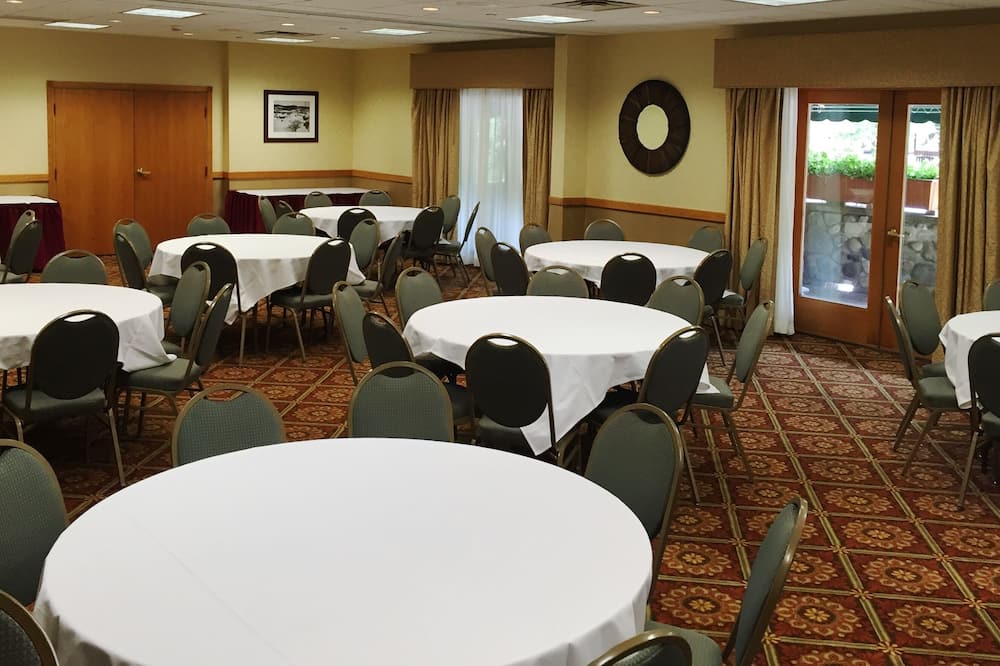 ザ イン アット ホリデイ バレー 写真