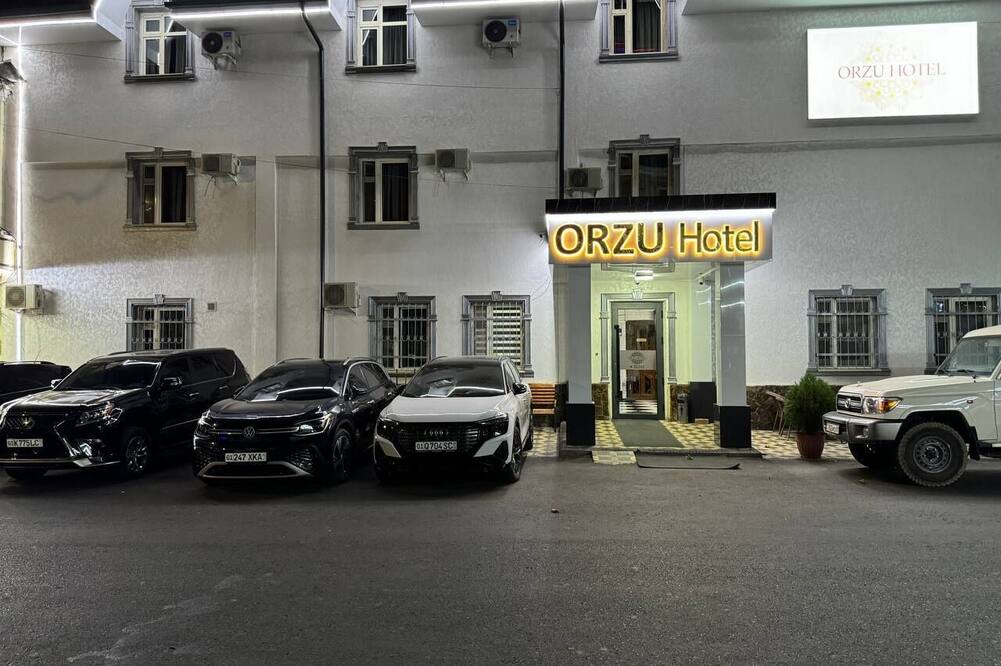 オルズ ホテル 写真