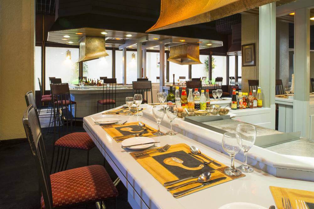 レインボー タワーズ ホテル アンド カンファレンス センター 写真