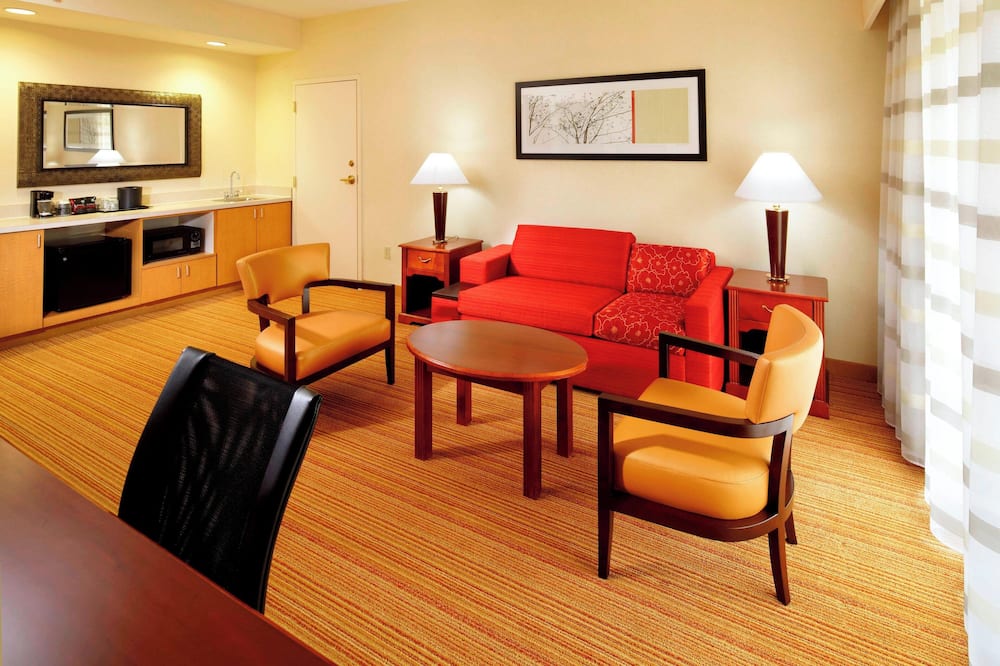 Courtyard by Marriott Newark Granville 写真