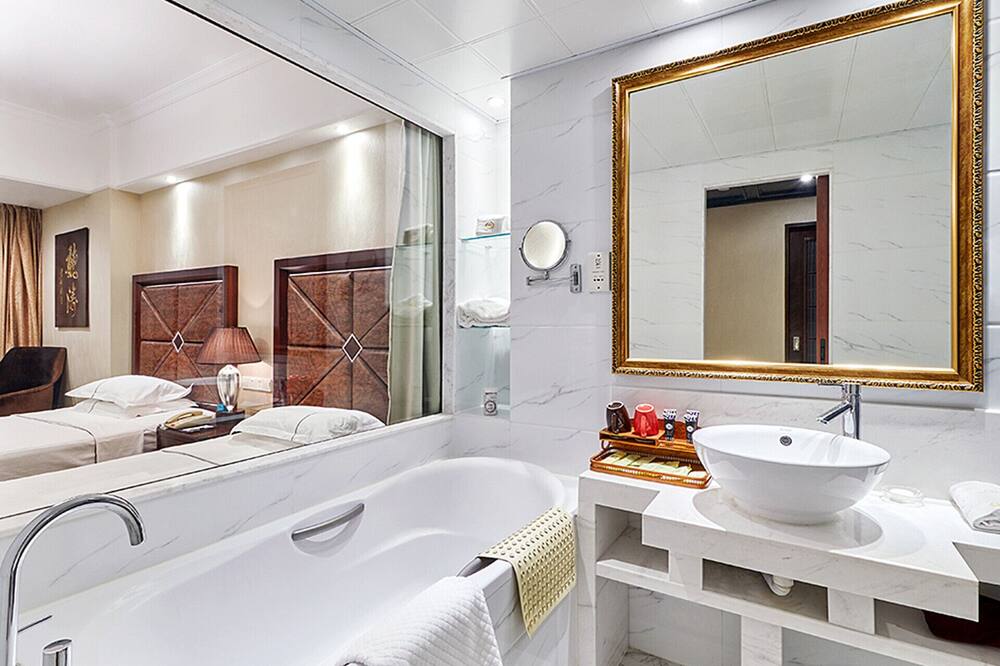 グランド リージェンシー ホテル 写真