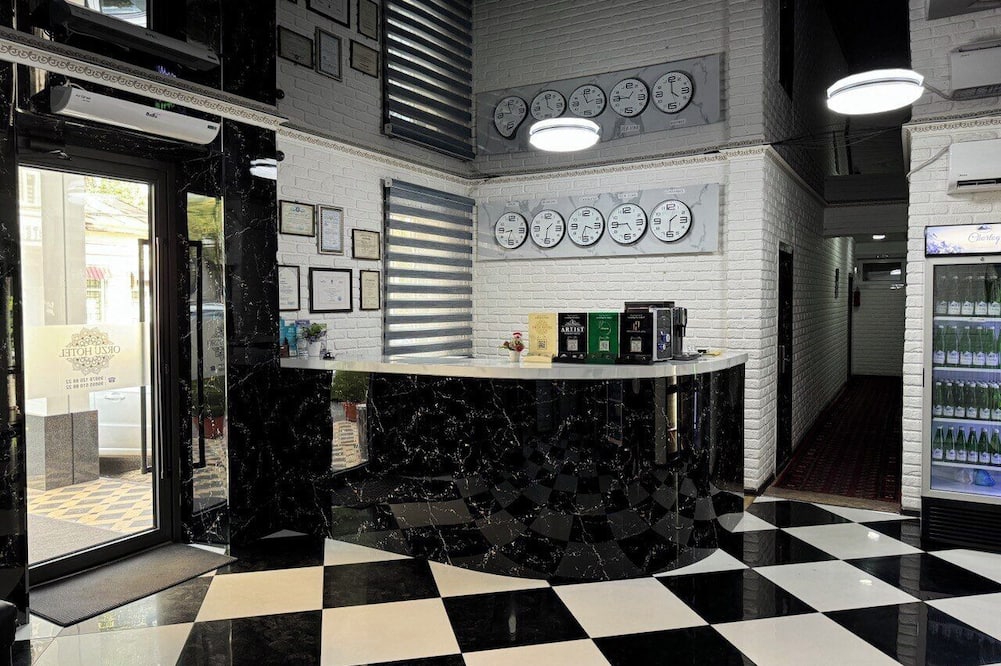 オルズ ホテル 写真