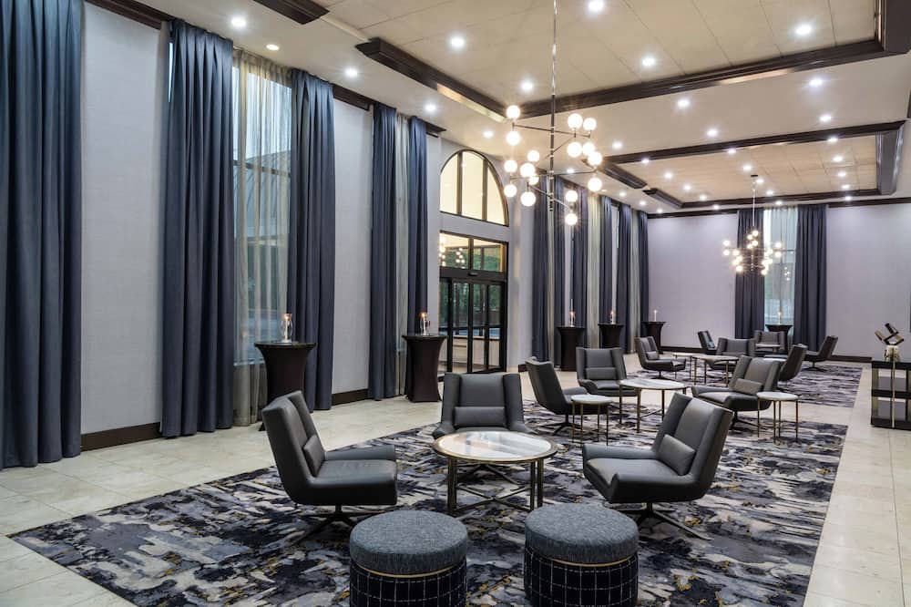 シェラトン アンアーバー ホテル 写真