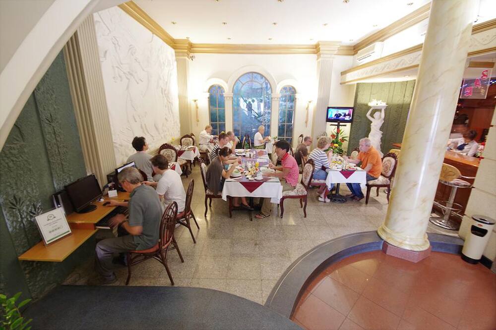 ザ スプリング ホテル 写真