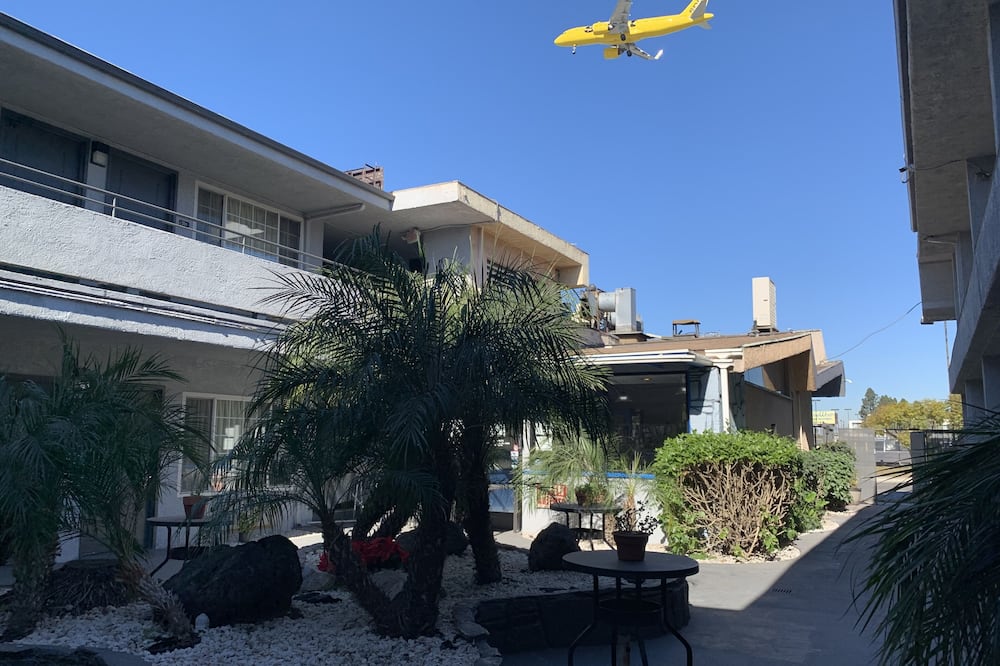 スカイウェイズ ホテル 写真