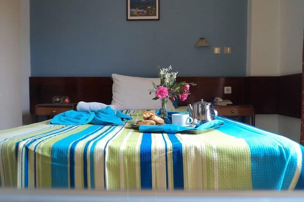 パシファエ セルフ ホテル 写真