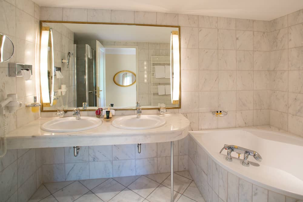 Victor's Residenz-Hotel Saarbrucken 写真