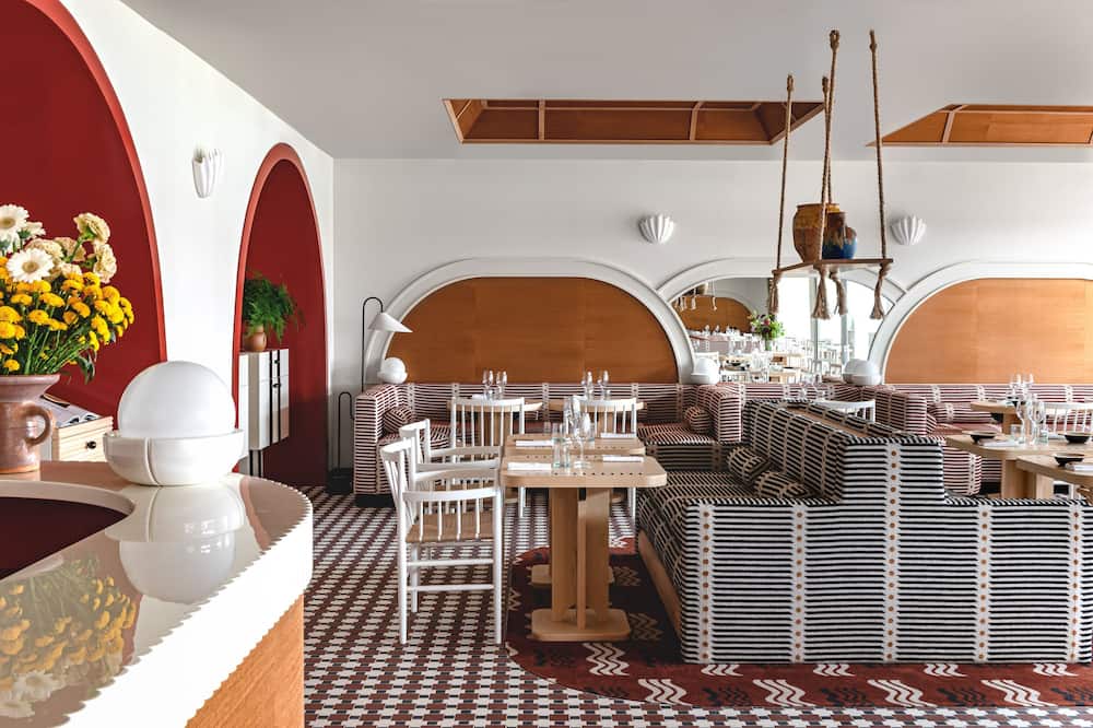 レジーナ エクスペリメンタル ビアリッツ 写真