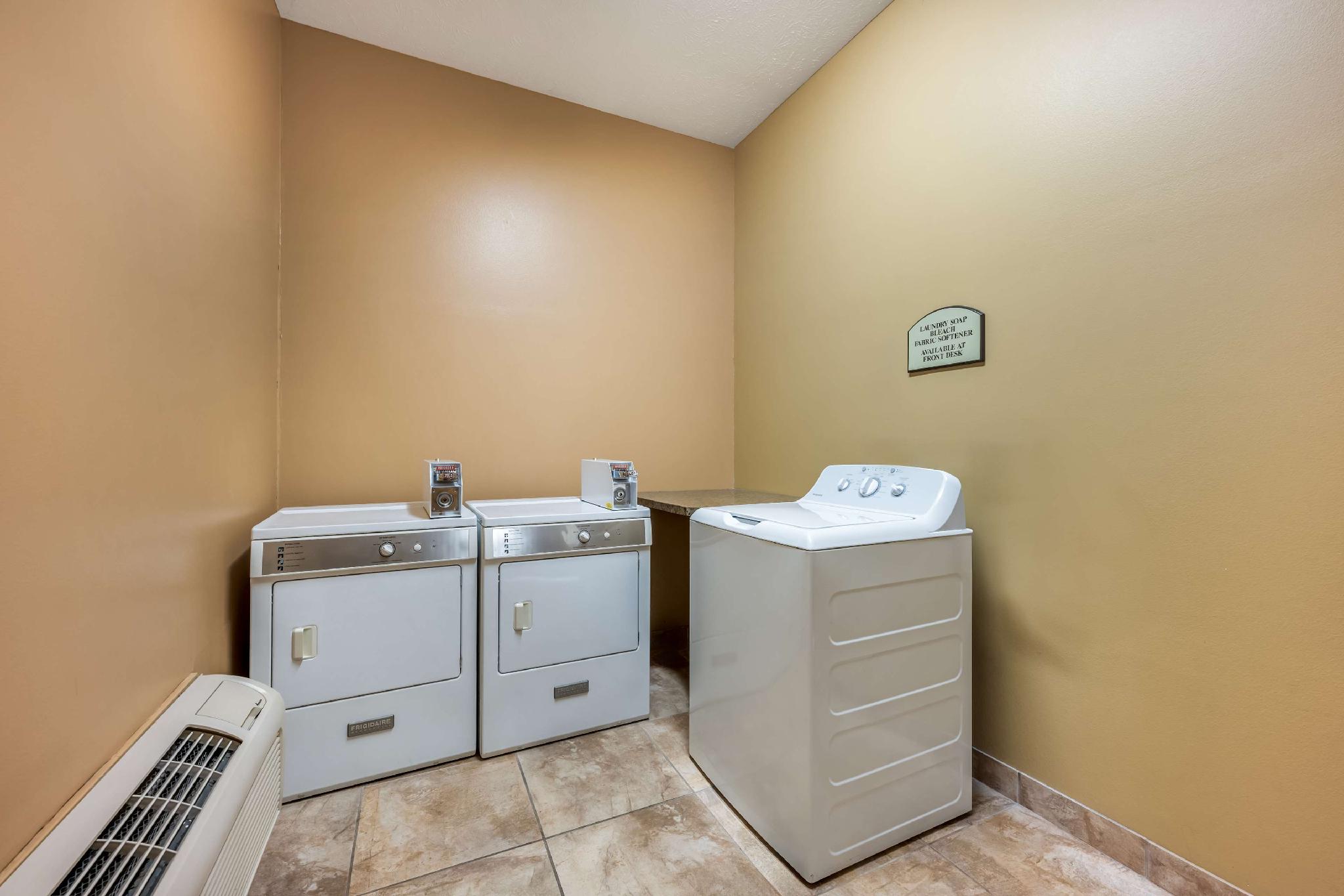 Best Western Plus Grand Island Inn & Suites 写真