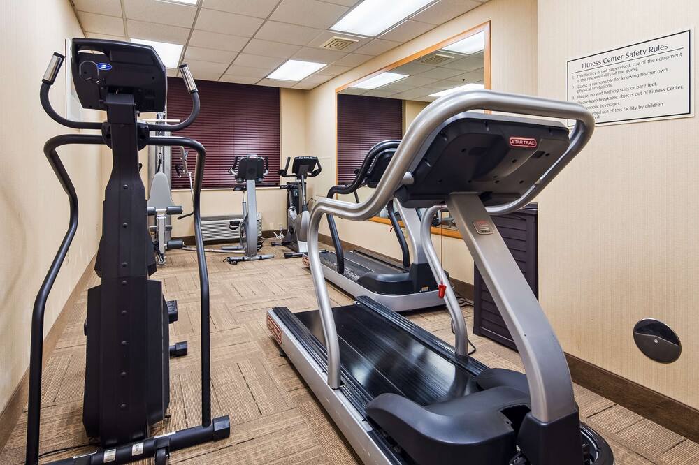 ベストウェスタン エアポート イン & スイーツ クリーブランド 写真