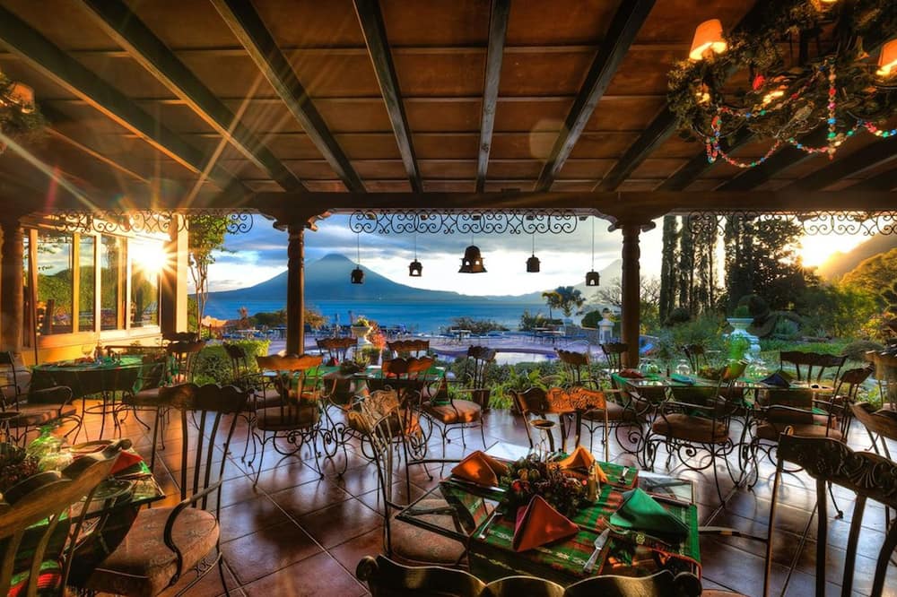 ホテル アティトラン 写真