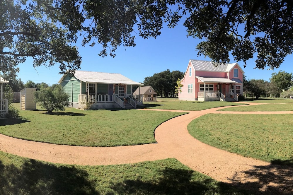 イエロー ハウス ベッド アンド ブレックファスト 写真