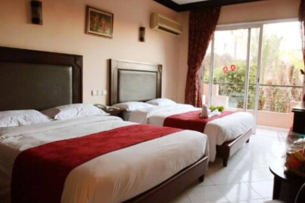 インペリアル ホリデイ ホテル 写真