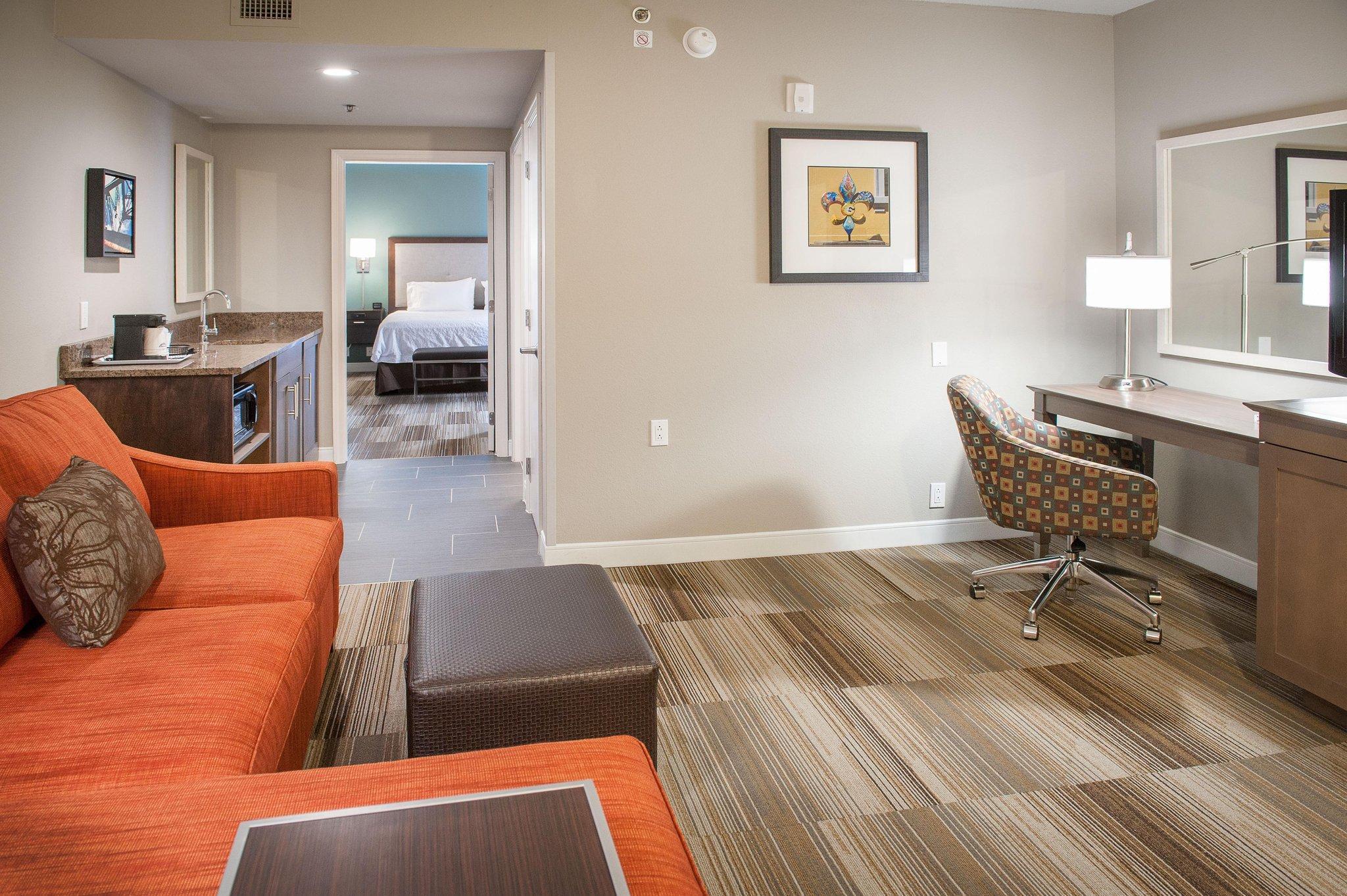 ハンプトン イン & スイーツ ニューオーリンズ-コンベンション センター 写真