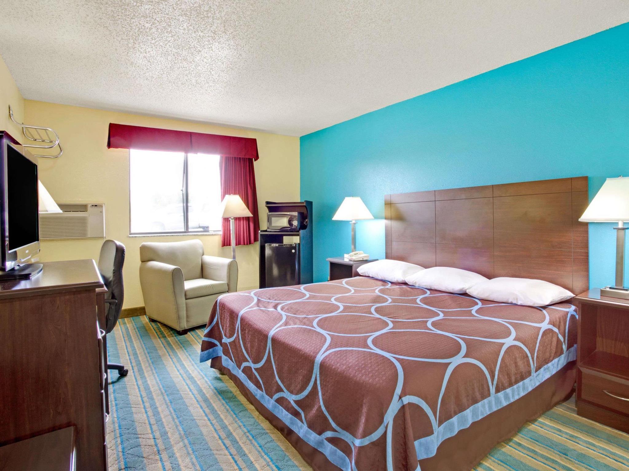 エコノ ロッジ スポッツィルバァニア タウン センター 写真