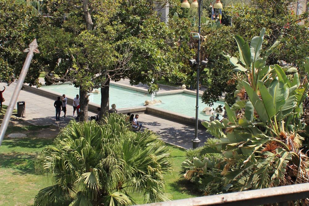 ホテル サントゥアリオ ポンペイ 写真