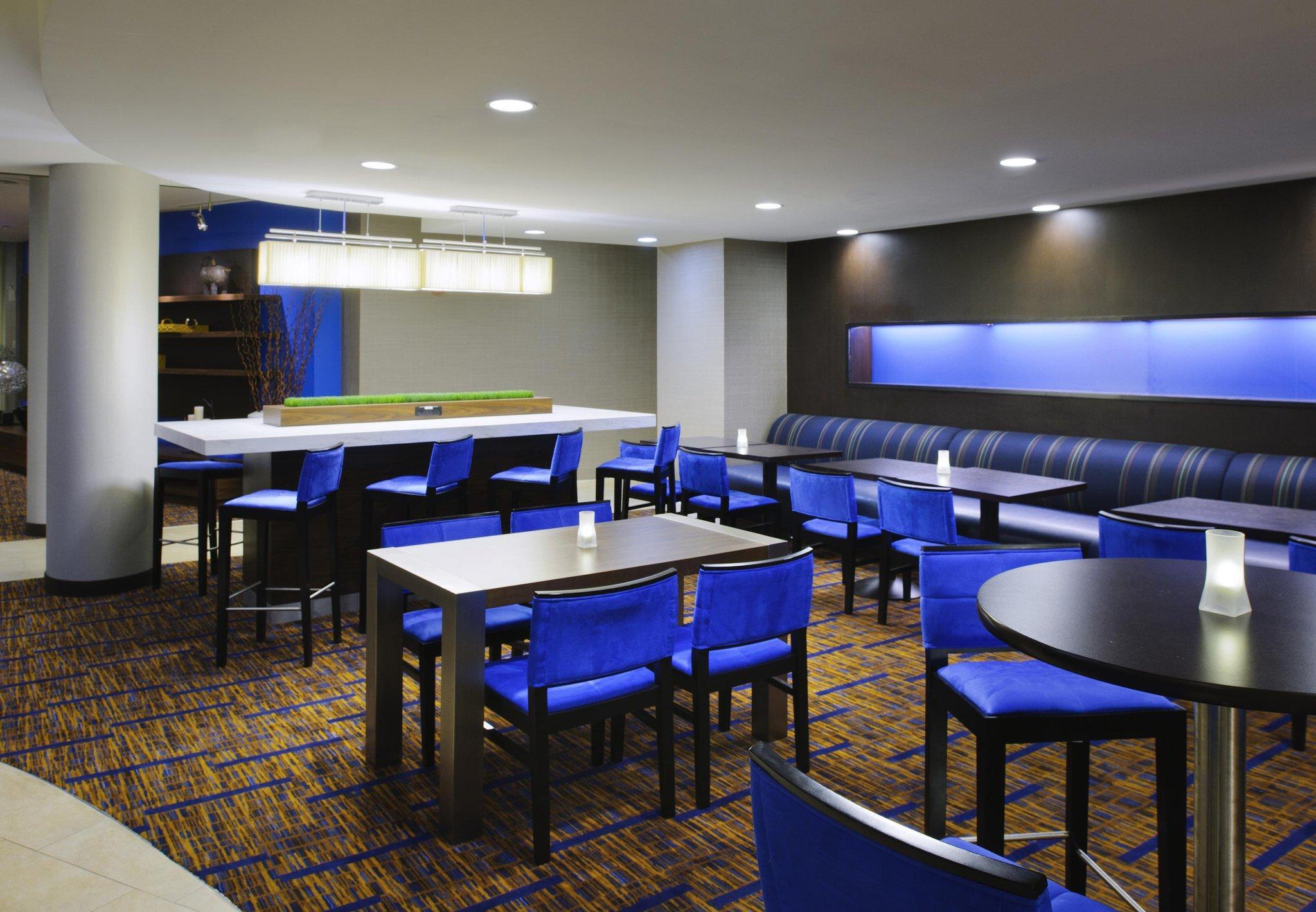 Courtyard by Marriott Ewing Princeton 写真