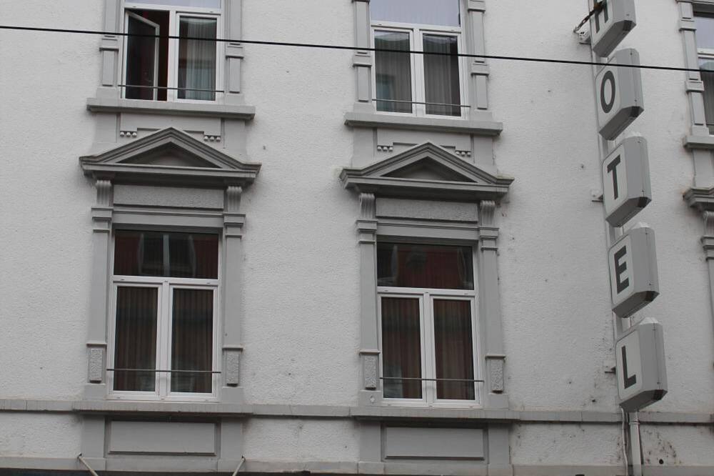 ホテル トパス 写真