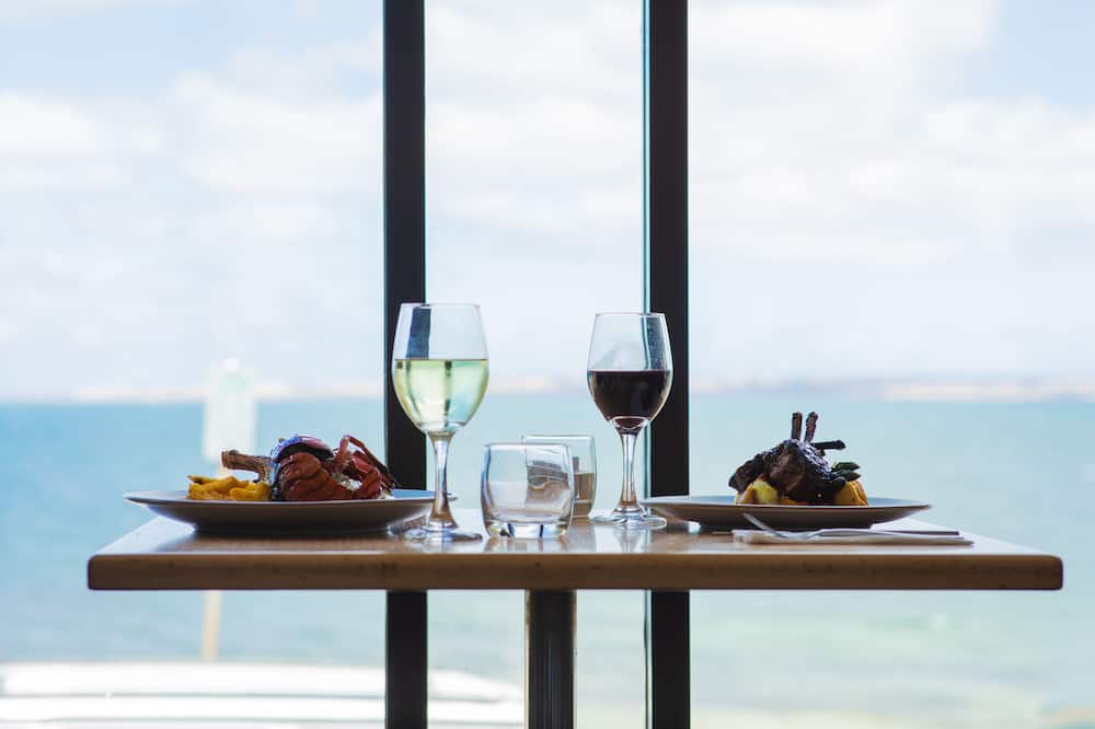 オーロラ オゾン ホテル 写真