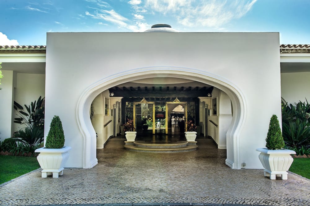 フォー シーズンズ カントリー クラブ 写真