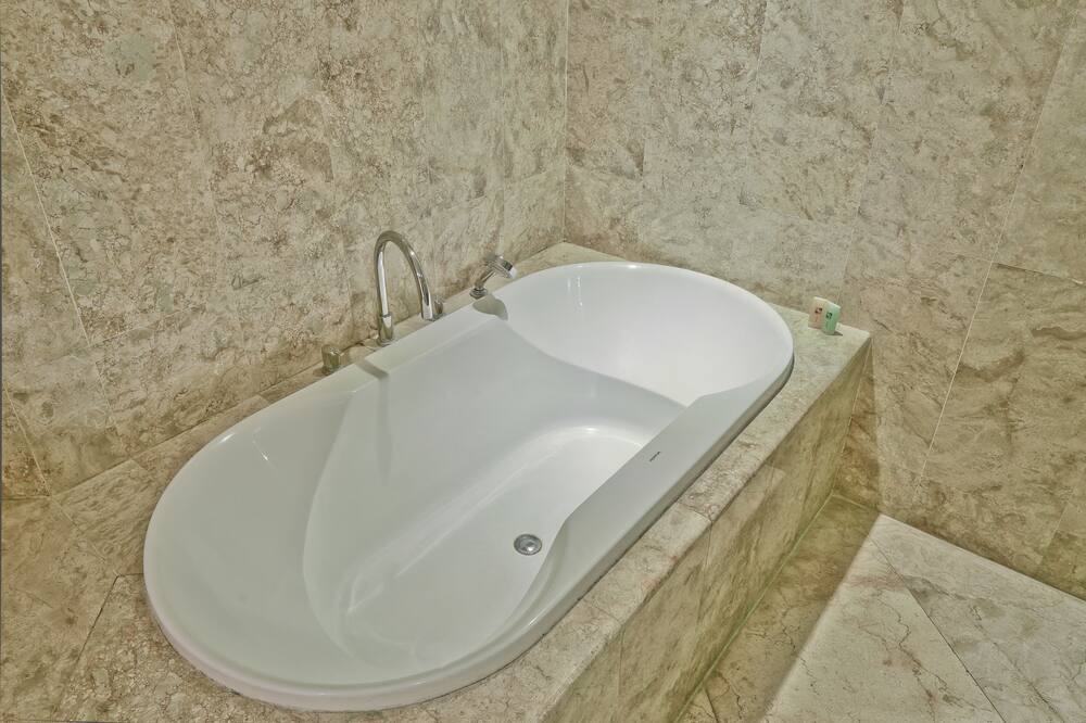 スイス ベルホテル ランプン 写真