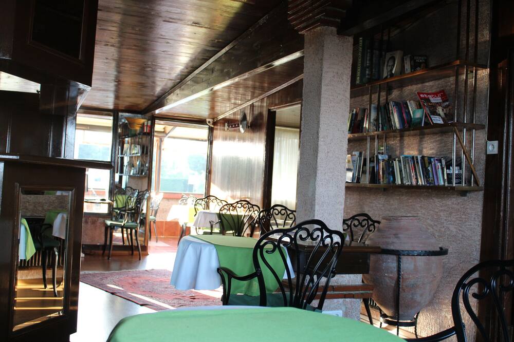 アララト ホテル 写真